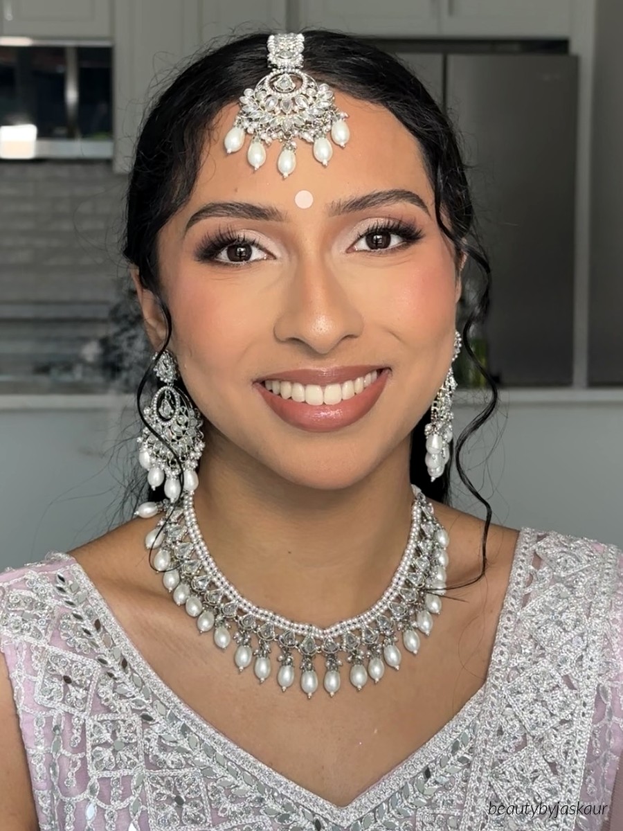 Bridal makeup look by Jas Kaur